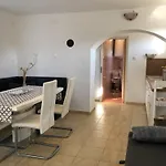 Apartment Kertbol A Balatonra