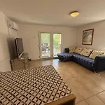 Apartment Kertbol A Balatonra *