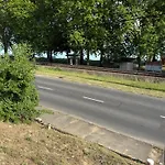 Kertbol A Balatonra