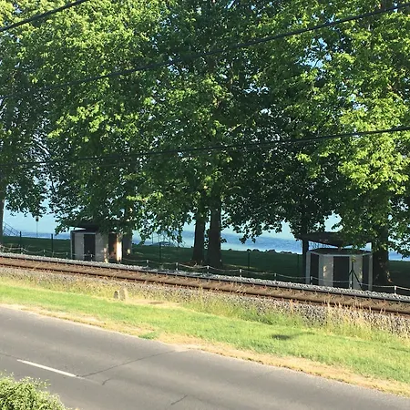 Kertbol A Balatonra Holiday home Revfulop