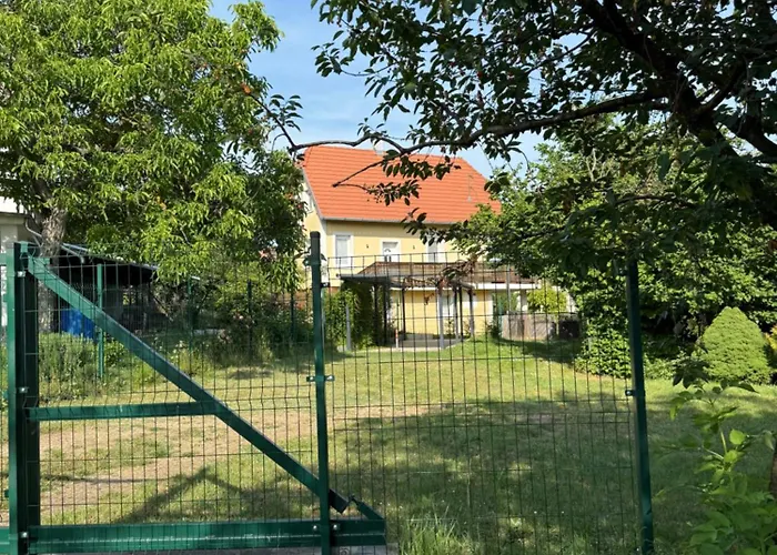 Kertbol A Balatonra דירה *