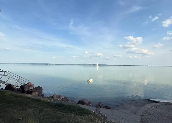 דירה Kertbol A Balatonra רבפולופ