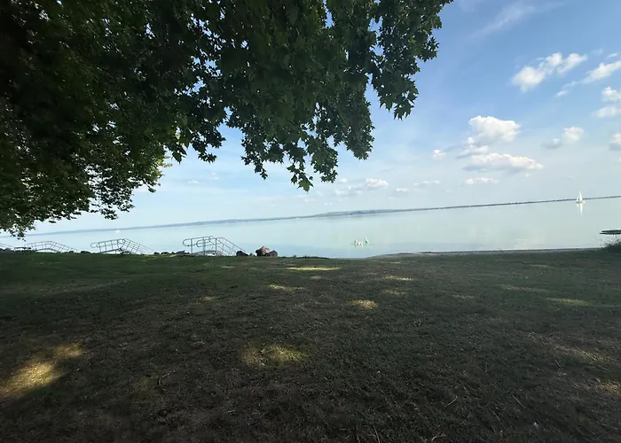 Kertbol A Balatonra דירה רבפולופ